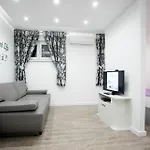 Apartman 4 In *