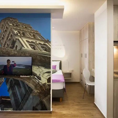 Apartman 4 In *